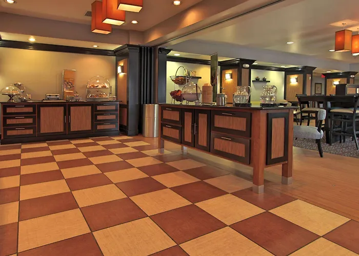 Hampton Inn Defiance
