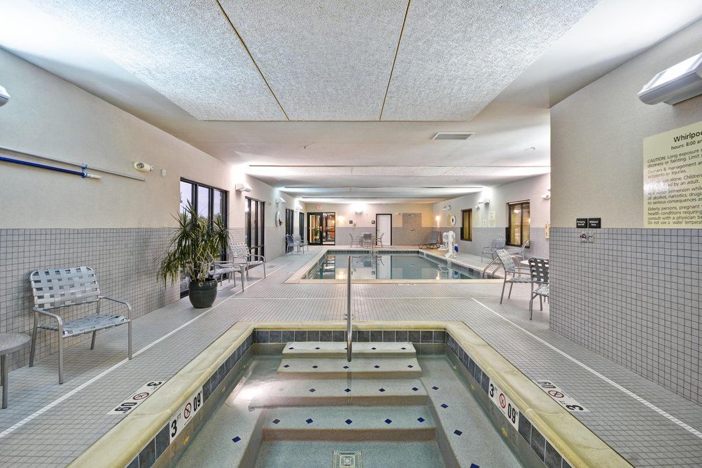 Hotel Hampton 3*
